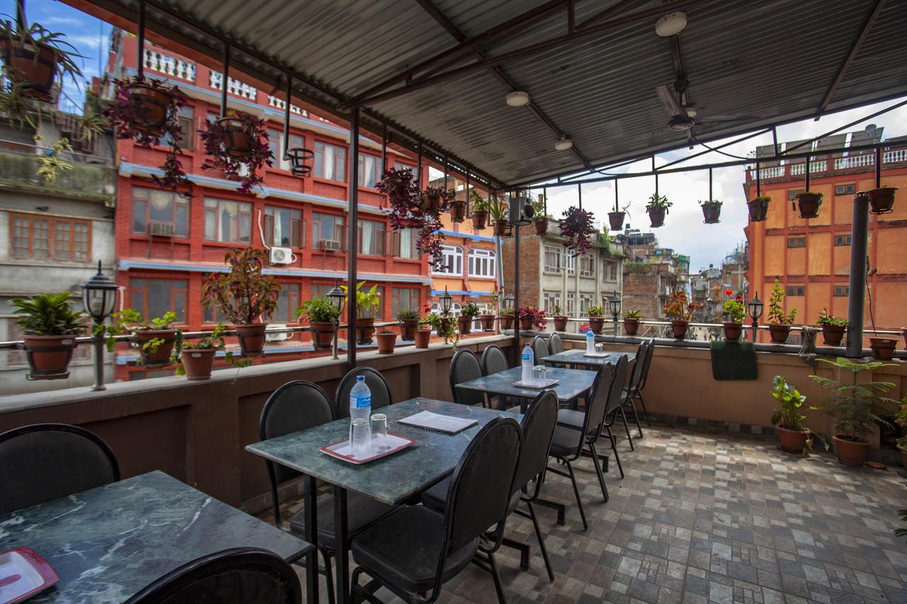 Divine Guest House Katmandu Zewnętrze zdjęcie